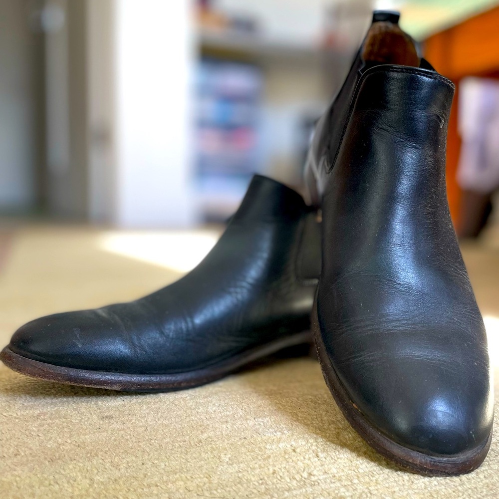 Sutro Booties; size 8.5 Woman; Black Leather